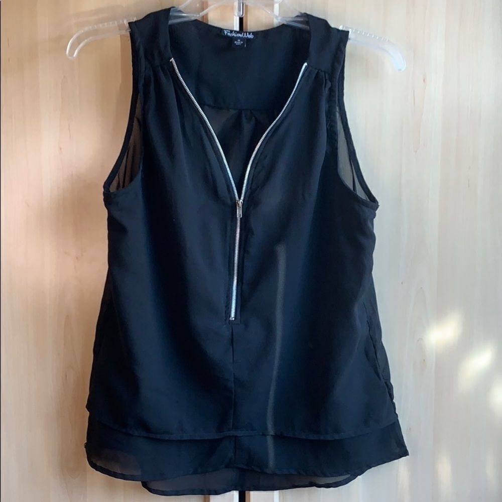 NEW Fashion Web Women’s Solid Black Blouse M